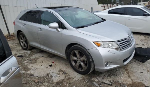 2010 TOYOTA VENZA