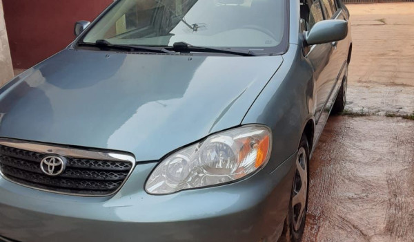 Toyota Corolla Abroad UsrFor Sell